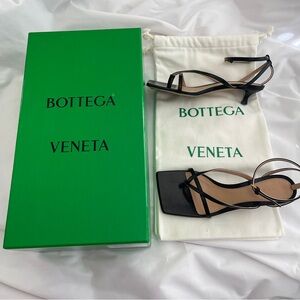 Bottega Veneta Women's Black Stretch Leather Kitten Heel Sandals Size 35 $990